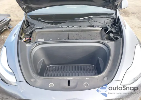 2023 Tesla Model Y Awd/Long Range Dual Motor All-Wheel Drive from USA, damaged, VIN 7SAYGAEE7PF614910